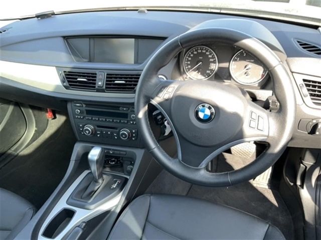 2011 BMW X1 4WD xDrive25i auction photo 3