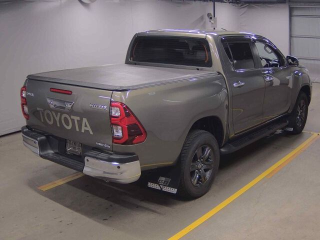 2023 Toyota Hilux Z 4WD auction photo 5