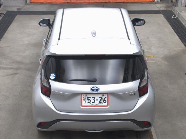 2022 Toyota Aqua X auction photo 7