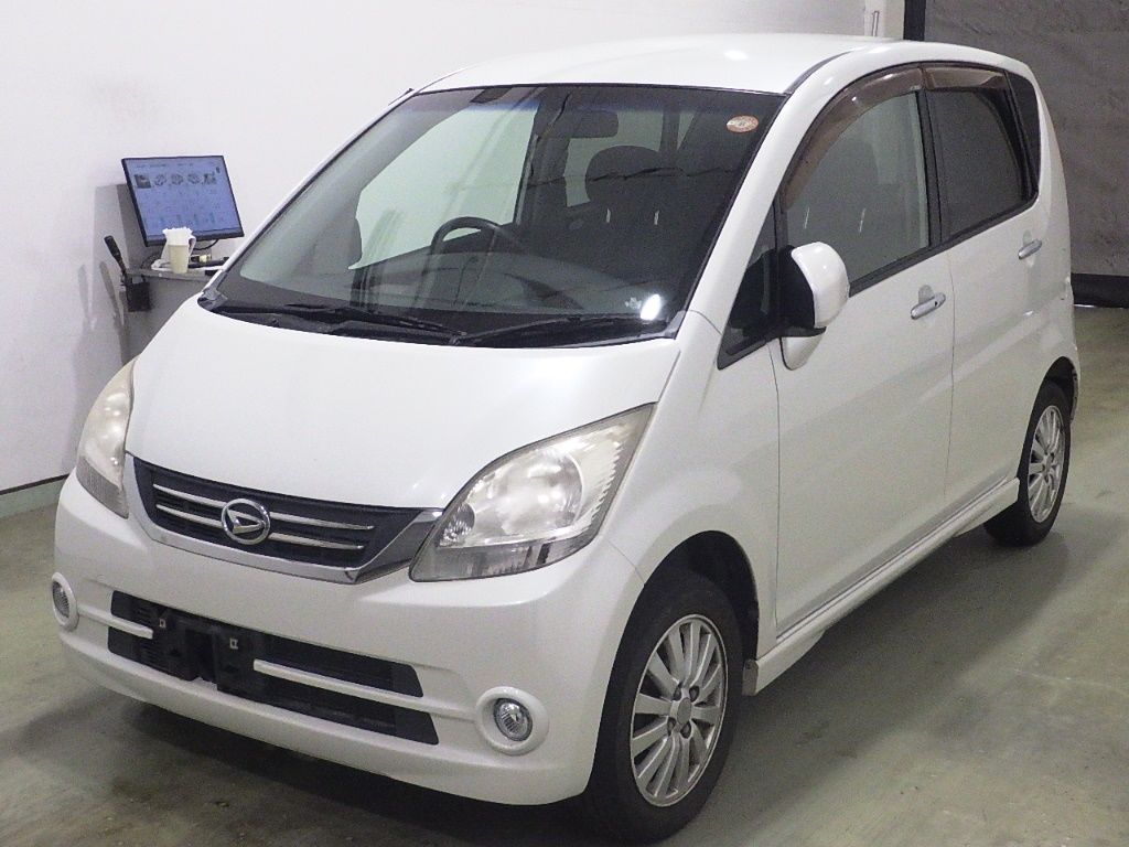 2010 Daihatsu Move X VS III auction photo 4