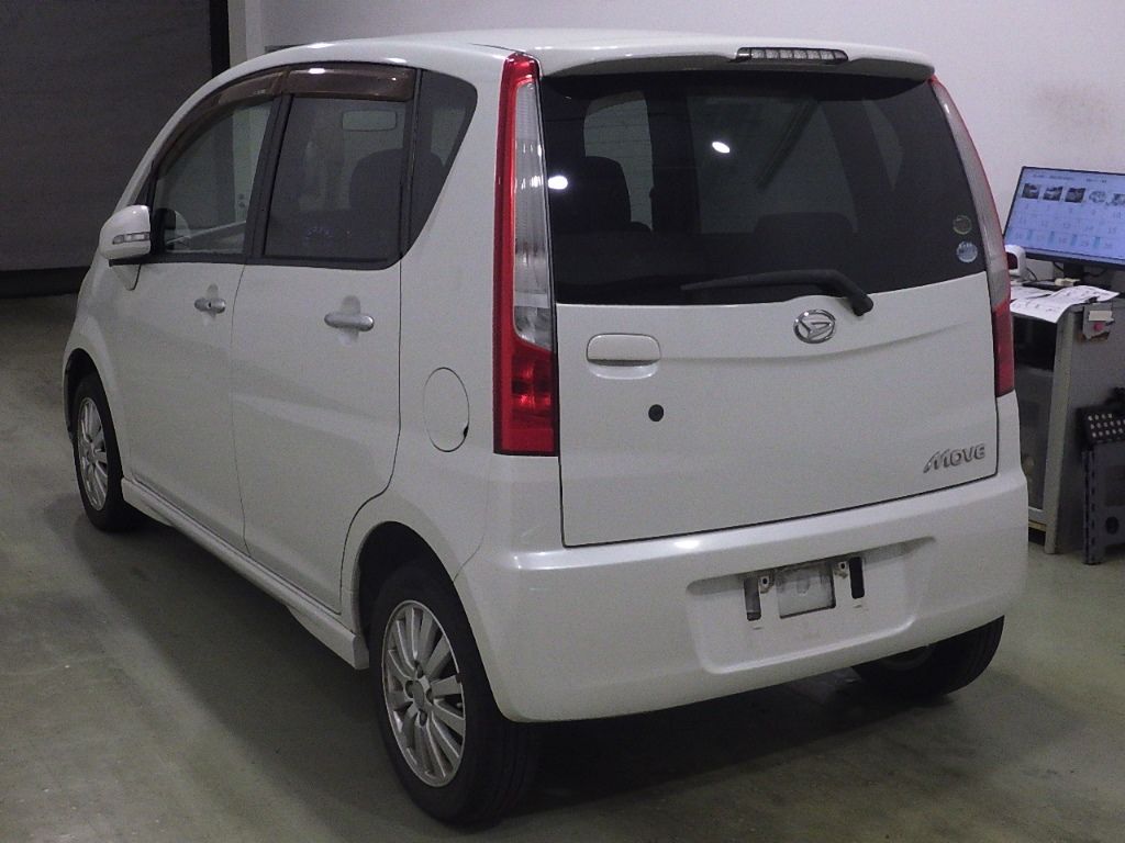 2010 Daihatsu Move X VS III auction photo 5