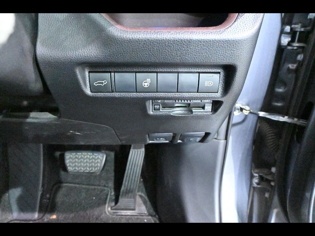 2019 Toyota RAV4 4WD G auction photo 10