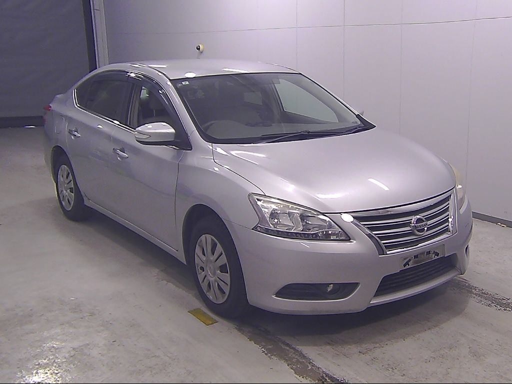 Japan Auction Vehicles 7 2013 Nissan Sylphy X auction photo