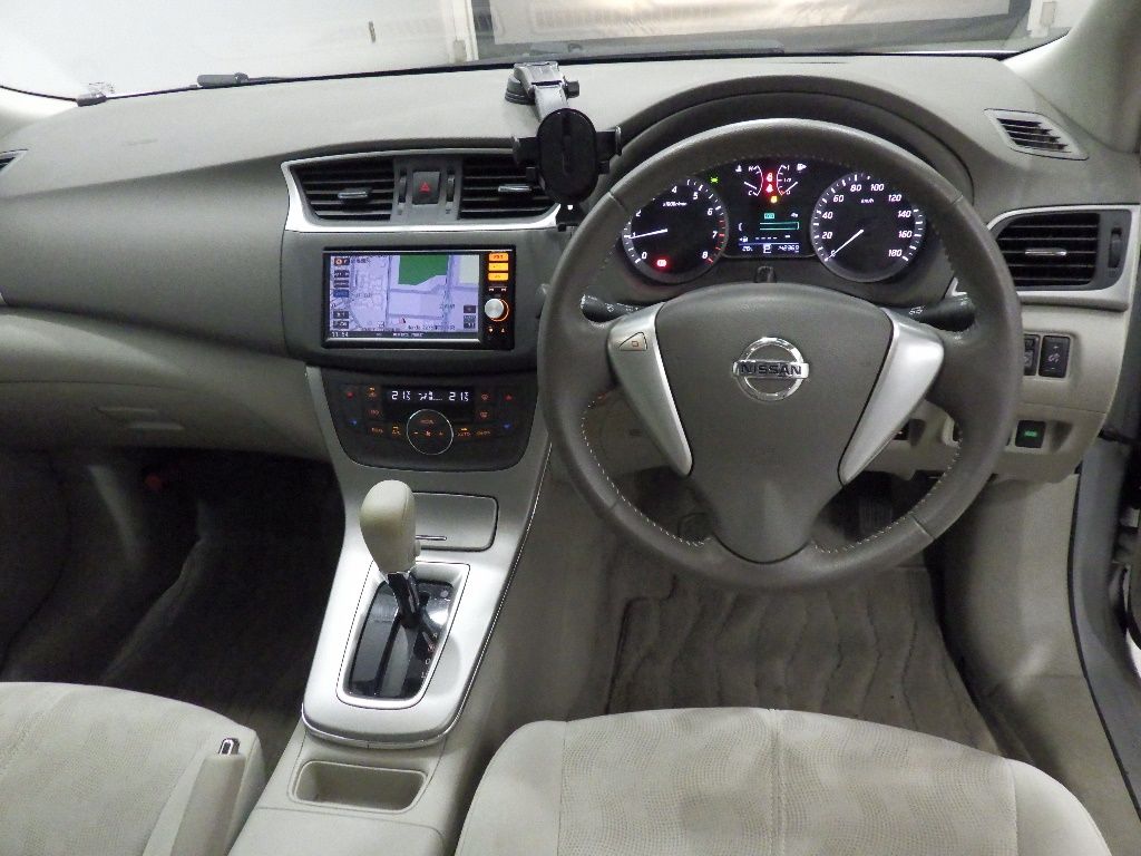 2013 Nissan Sylphy X auction photo 3