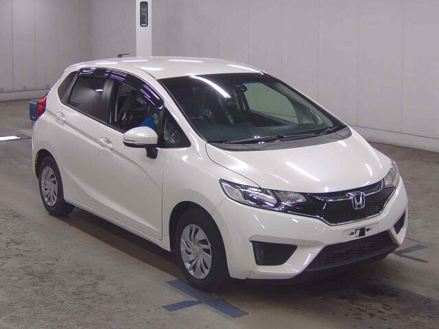 Japan Auction Vehicles 8 2017 Honda Fit 13G・F auction photo