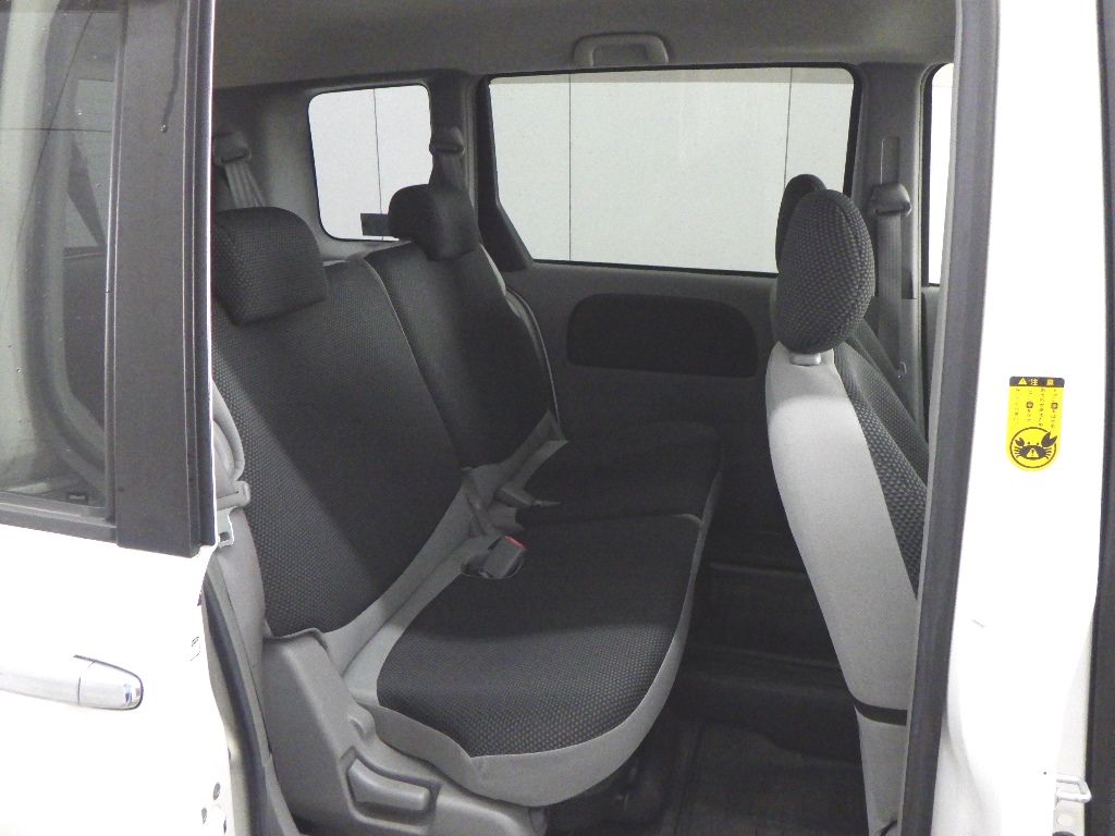2006 Toyota Sienta X LTD auction photo 7