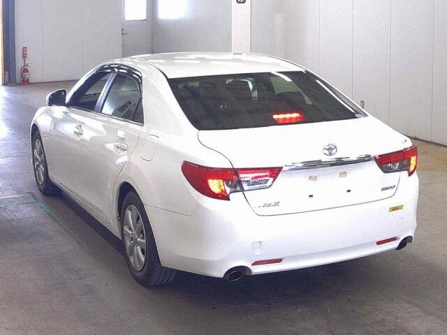 2015 Toyota Mark X 250G F Package auction photo 2