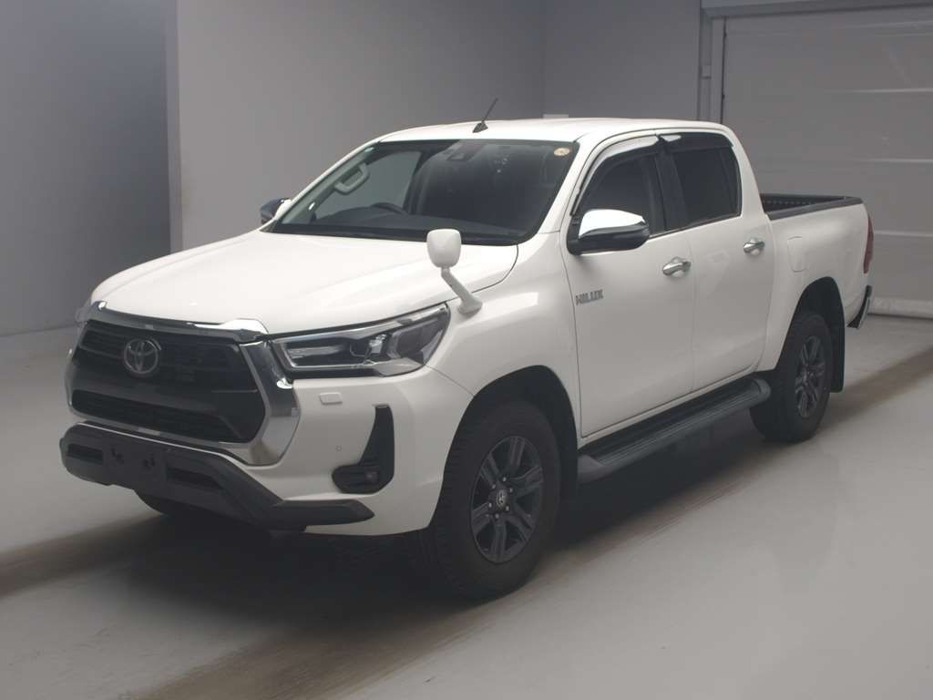 2022 Toyota Hilux Z 4WD Japan auction vehicle