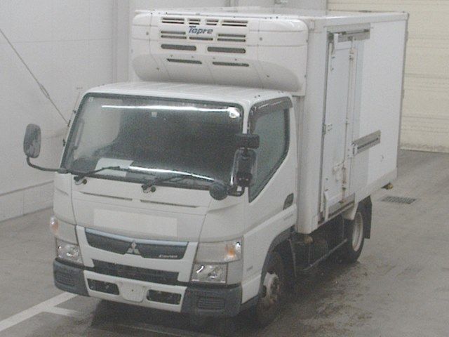 Japan Auction Vehicles 10 2018 Mitsubishi Fuso Canter Refrigerated and frozen trucks auction photo