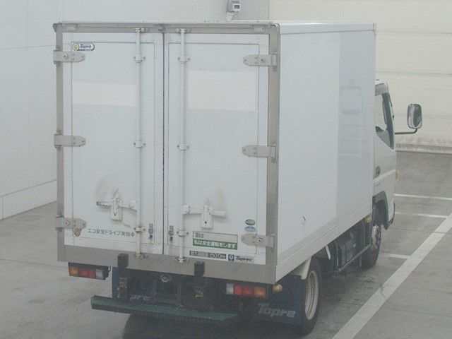 2018 Mitsubishi Fuso Canter Refrigerated and frozen trucks auction photo 2