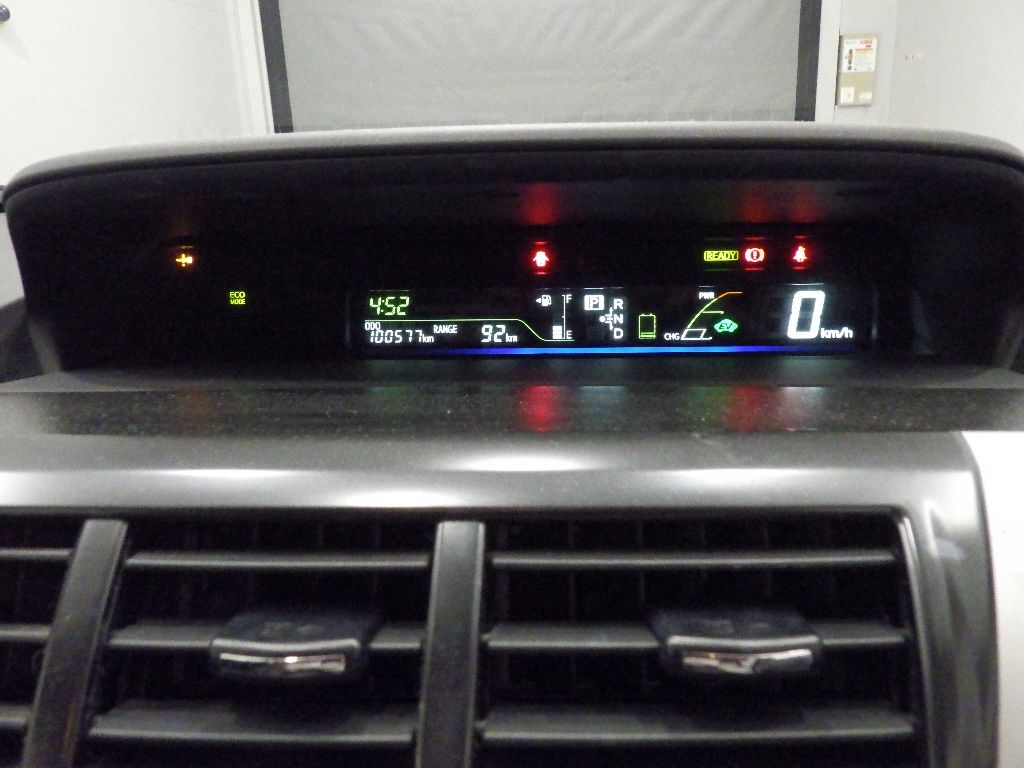 2014 Toyota Prius Alpha S auction photo 10