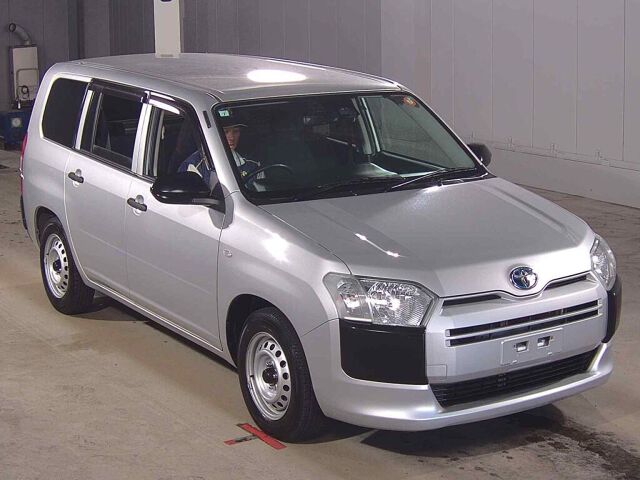 2022 Toyota Probox ハイブリットGX Japan auction vehicle