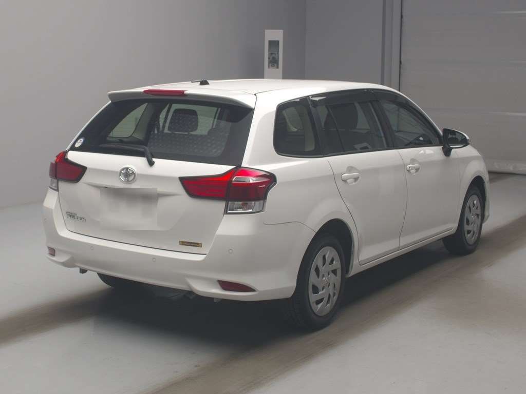 2021 Toyota Corolla Fielder EX auction photo 2
