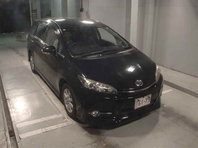 2016 Toyota Wish 1.8S Japan auction vehicle