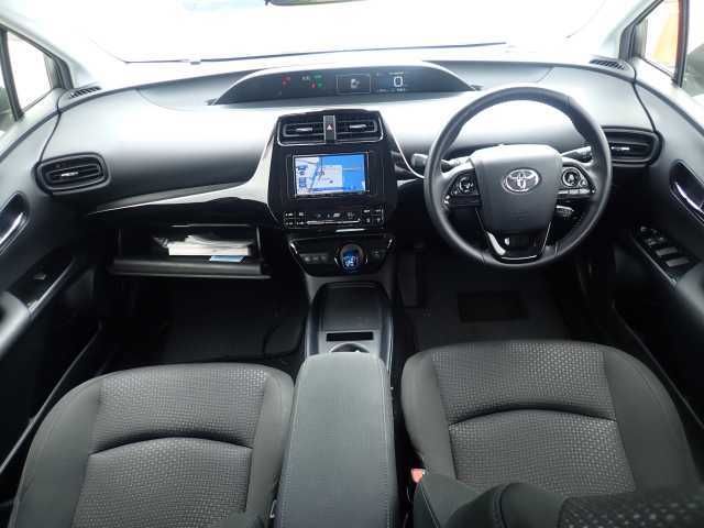 2019 Toyota Prius S auction photo 3