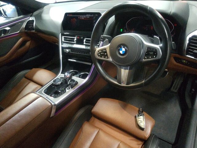 2020 BMW 8 Series 840IグランMスポ auction photo 3