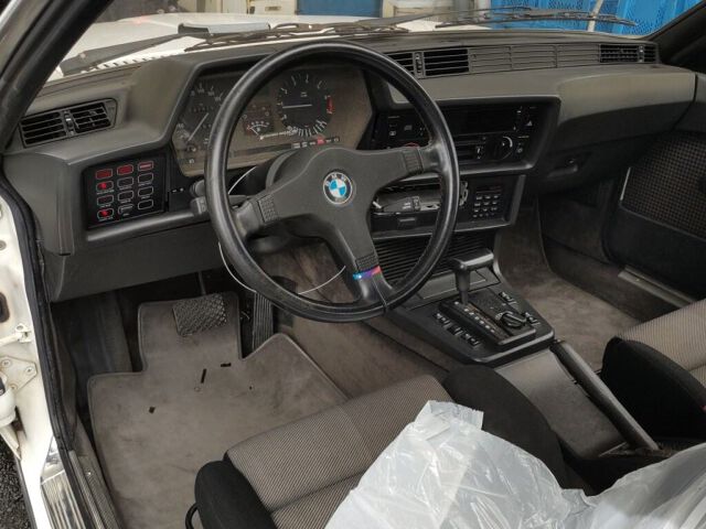 1987 BMW 6 Series 635CSI auction photo 3