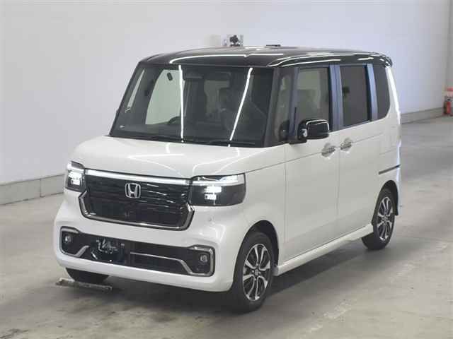 2026 Honda N_BOXカスタム Two-tone coordinated style auction photo 4