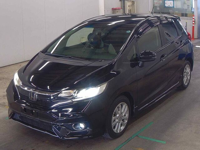 2018 Honda Fit 13G・S Hセンシング auction photo 4