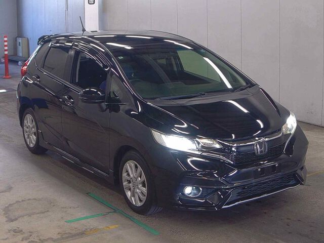 Japan Auction Vehicles 9 2018 Honda Fit 13G・S Hセンシング auction photo