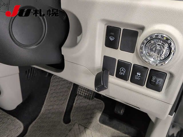 2017 Toyota Passo 4WD X Lパッケージ auction photo 4