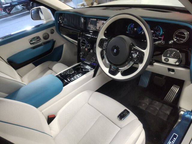 2026 Rolls-Royce カリナン Black Badge 4WD auction photo 3
