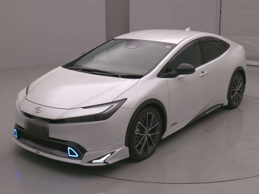 Japan Auction Vehicles 4 2023 Toyota Prius Z 4WD auction photo
