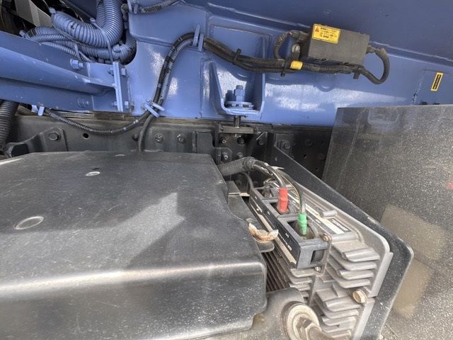 2020 Mitsubishi Fuso Canter Jinkai auction photo 11
