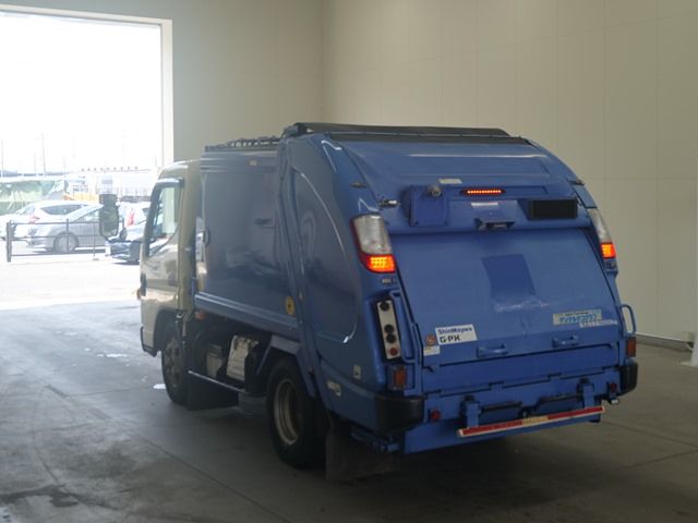 2020 Mitsubishi Fuso Canter Jinkai auction photo 2