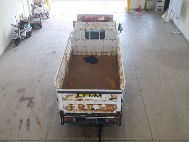 2010 Isuzu Elf ヒラ PG auction photo 3