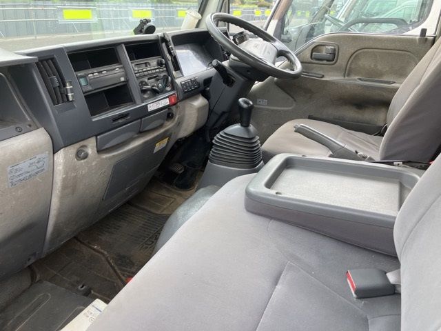 2010 Isuzu Elf ヒラ PG auction photo 5