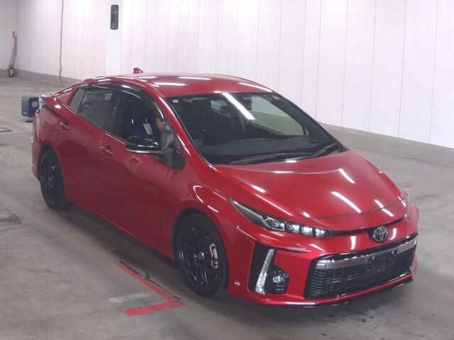 2019 Toyota Prius PHEV S GRスポーツ Japan auction vehicle