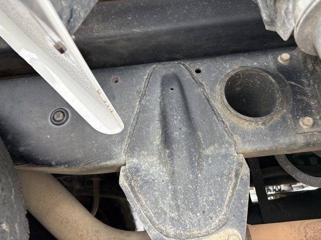 2015 Mitsubishi Fuso Canter dump auction photo 17