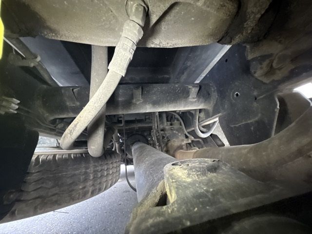 2015 Mitsubishi Fuso Canter dump auction photo 15