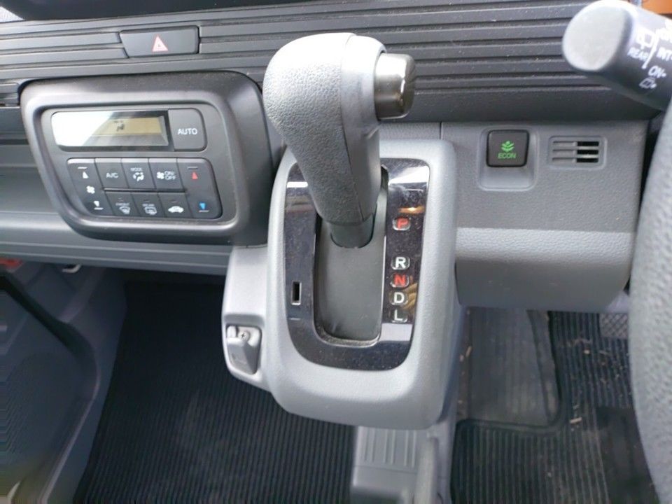 2019 Honda N-VAN auction photo 12