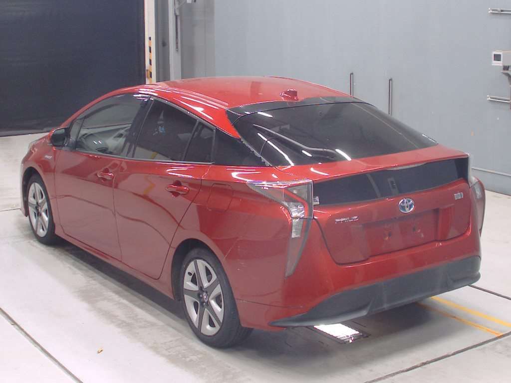 2017 Toyota Prius Sツーリングセレクション auction photo 6