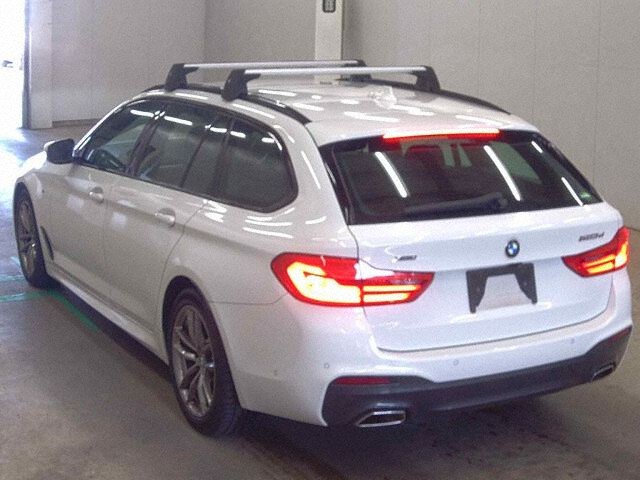 2019 BMW 5 Series 523D XD Touring M-Speed ​​4WD auction photo 2