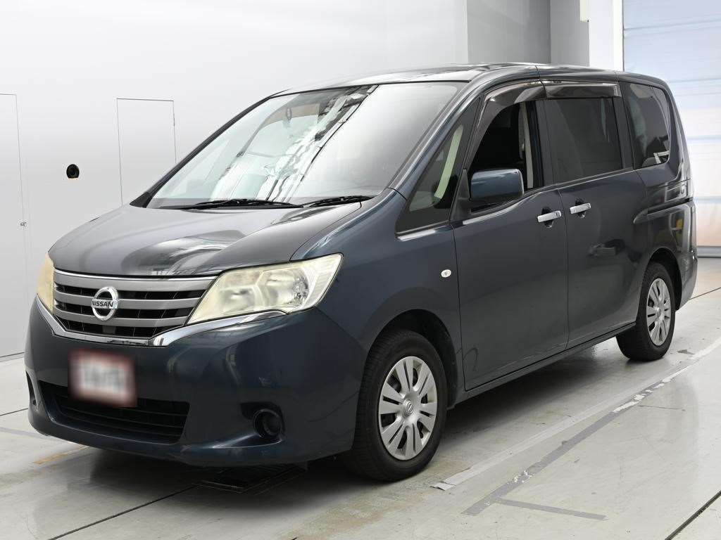 2012 Nissan Serena 20S Japan auction vehicle