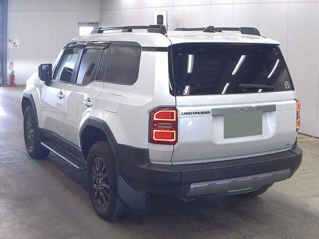 2024 Toyota Land Cruiser 250 VX 4WD auction photo 2