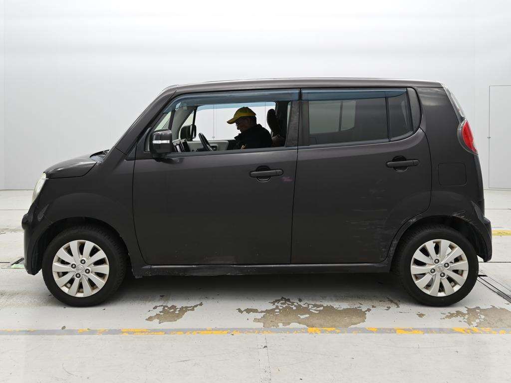 2016 Nissan モコ X auction photo 4