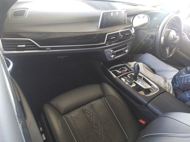2018 BMW 7 Series 750LI Mスホリヤコン auction photo 3