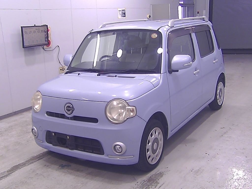 2010 Daihatsu Mira Cocoa Plus X auction photo 4