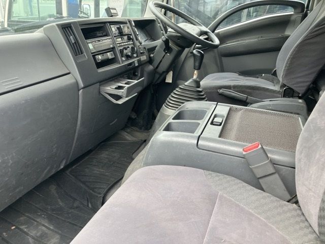 2009 Isuzu Forward ヒラ.クレーン auction photo 5