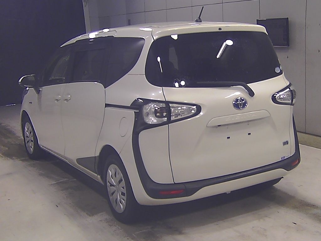 2017 Toyota Sienta Hybrid G ​​7-seater auction photo 5