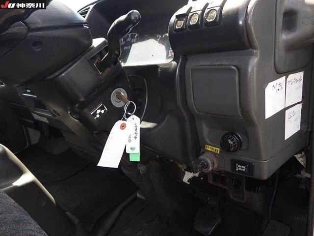 2004 Isuzu Elf 2t ワイドセミロング auction photo 7