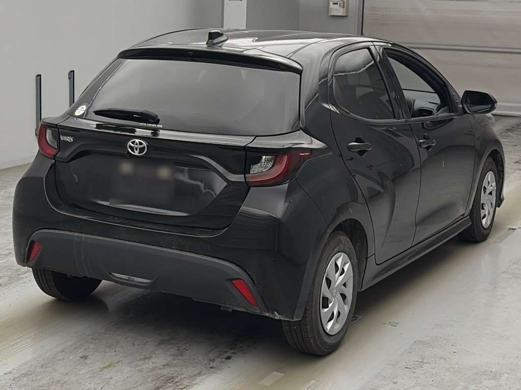 2021 Toyota Yaris X auction photo 2