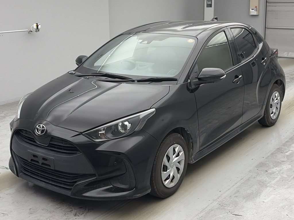 2021 Toyota Yaris X Japan auction vehicle