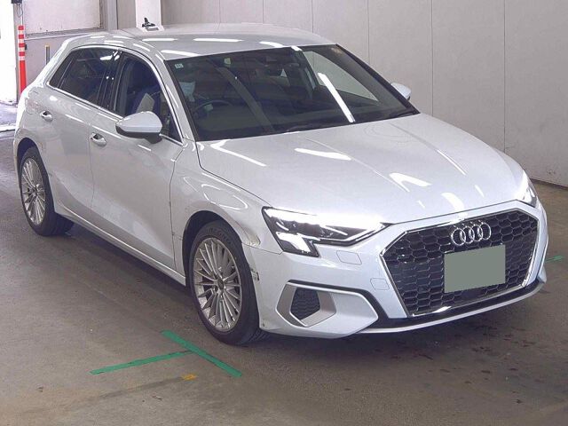 2022 Audi A3 スポB30TFSIアド Japan auction vehicle