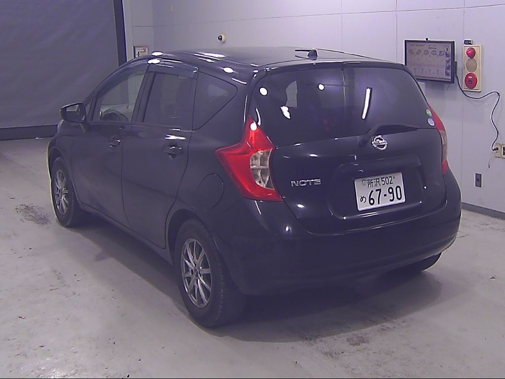 2016 Nissan ノート HB X auction photo 5