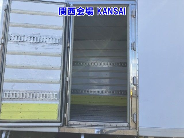 2013 Isuzu Forward Refrigerated PG auction photo 22